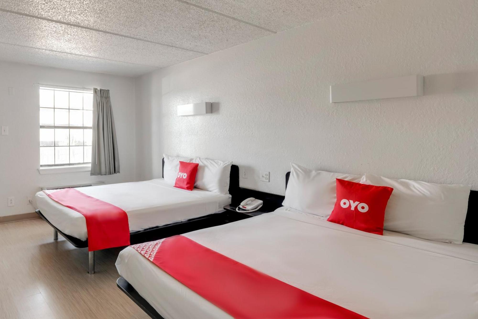 Oyo Hotel Houston Katy Freeway Экстерьер фото