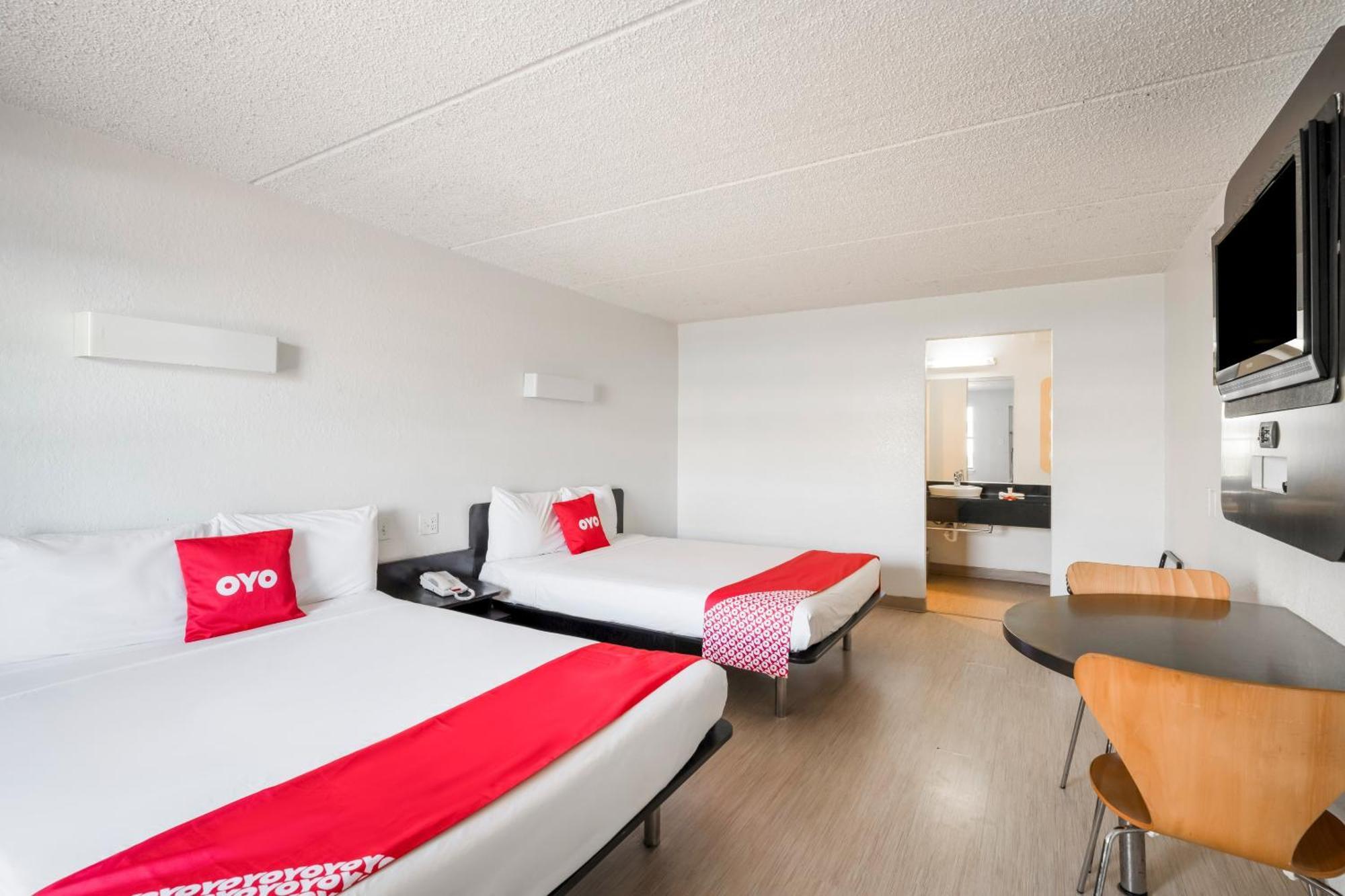 Oyo Hotel Houston Katy Freeway Экстерьер фото