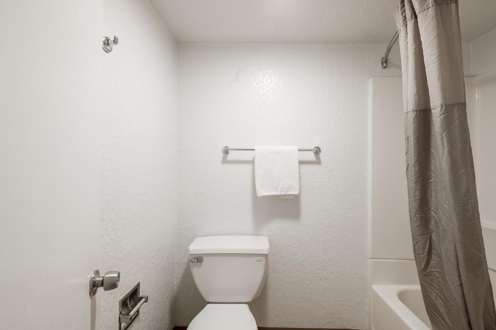 Oyo Hotel Houston Katy Freeway Экстерьер фото